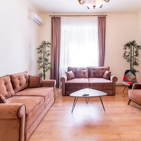 Jevrejska - Central Apartment With Free Parking Нови Сад Екстериор снимка