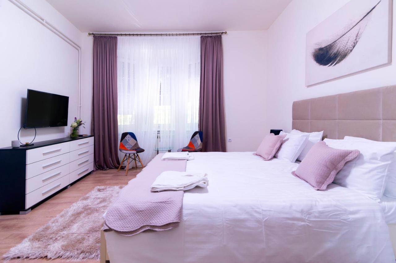 Jevrejska - Central Apartment With Free Parking Нови Сад Екстериор снимка