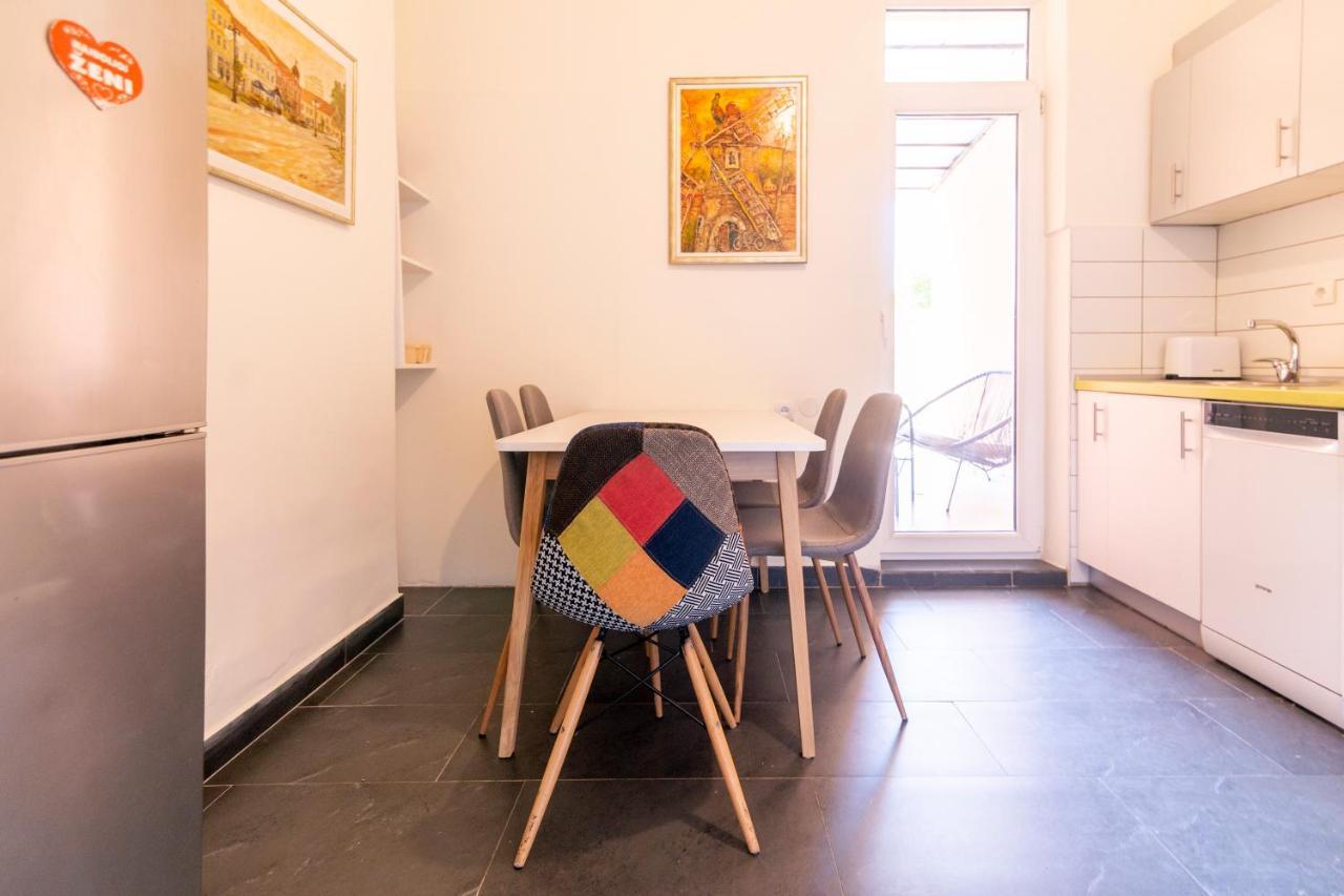 Jevrejska - Central Apartment With Free Parking Нови Сад Екстериор снимка
